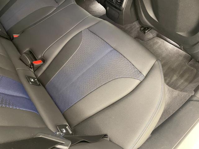 １シリーズ １１８ｉ　Ｍスポーツ　衝突軽減Ｂ　純正ｉＤｒｉｖｅ７　リアカメラ　後退アシスト　ＡｐｐｌｅＣａｒＰｌａｙ　ＡＣＣ　オートトランクゲート　コンフォートアクセス　ＬＥＤヘッドライト　ＰＤＣ　ハーフレザー　純正１８インチＡＷ（31枚目）