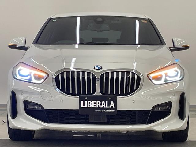 １シリーズ １１８ｉ　Ｍスポーツ　衝突軽減Ｂ　純正ｉＤｒｉｖｅ７　リアカメラ　後退アシスト　ＡｐｐｌｅＣａｒＰｌａｙ　ＡＣＣ　オートトランクゲート　コンフォートアクセス　ＬＥＤヘッドライト　ＰＤＣ　ハーフレザー　純正１８インチＡＷ（40枚目）