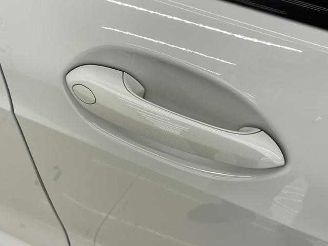 １シリーズ １１８ｉ　Ｍスポーツ　衝突軽減Ｂ　純正ｉＤｒｉｖｅ７　リアカメラ　後退アシスト　ＡｐｐｌｅＣａｒＰｌａｙ　ＡＣＣ　オートトランクゲート　コンフォートアクセス　ＬＥＤヘッドライト　ＰＤＣ　ハーフレザー　純正１８インチＡＷ（44枚目）