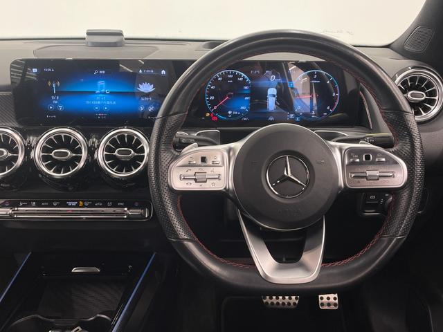 GLB GLB200d AMGライン レーダーセーフティP アドバンスドP ナビゲーションP 純正ナビ 360°カメラ 地デジ HUD ハーフレザー シートヒーター パワーシート パワーテールゲート マルチビームLED アンビエントライト(5枚目)