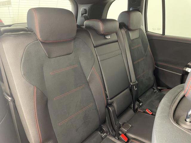 GLB GLB200d AMGライン レーダーセーフティP アドバンスドP ナビゲーションP 純正ナビ 360°カメラ 地デジ HUD ハーフレザー シートヒーター パワーシート パワーテールゲート マルチビームLED アンビエントライト(35枚目)