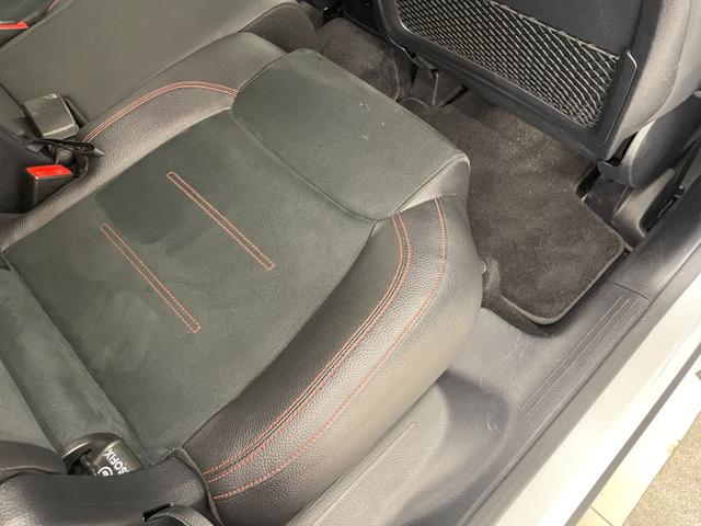 GLB GLB200d AMGライン レーダーセーフティP アドバンスドP ナビゲーションP 純正ナビ 360°カメラ 地デジ HUD ハーフレザー シートヒーター パワーシート パワーテールゲート マルチビームLED アンビエントライト(36枚目)