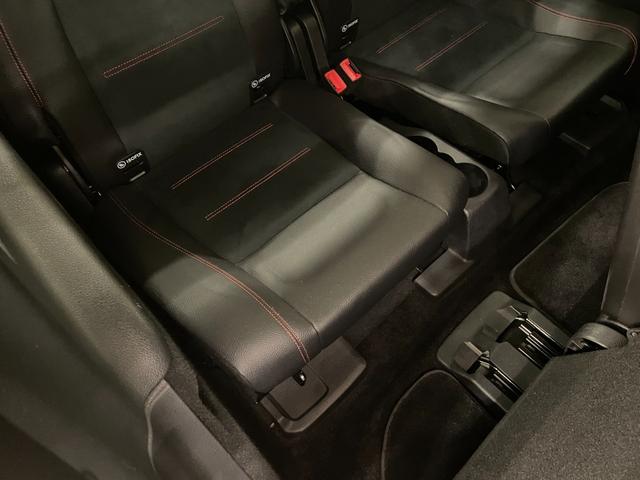 GLB GLB200d AMGライン レーダーセーフティP アドバンスドP ナビゲーションP 純正ナビ 360°カメラ 地デジ HUD ハーフレザー シートヒーター パワーシート パワーテールゲート マルチビームLED アンビエントライト(38枚目)