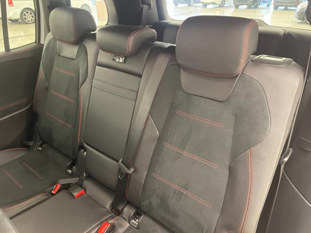 GLB GLB200d AMGライン レーダーセーフティP アドバンスドP ナビゲーションP 純正ナビ 360°カメラ 地デジ HUD ハーフレザー シートヒーター パワーシート パワーテールゲート マルチビームLED アンビエントライト(41枚目)