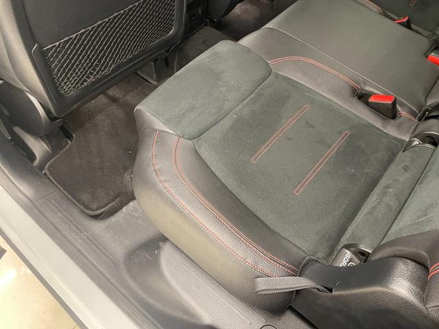 GLB GLB200d AMGライン レーダーセーフティP アドバンスドP ナビゲーションP 純正ナビ 360°カメラ 地デジ HUD ハーフレザー シートヒーター パワーシート パワーテールゲート マルチビームLED アンビエントライト(42枚目)