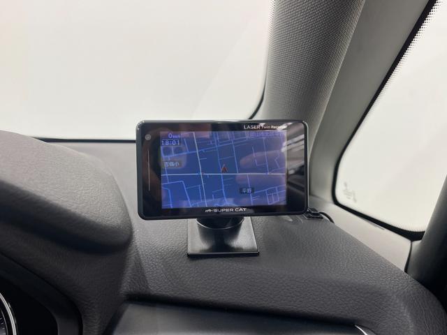 ＬＩＢＥＲＡＬＡには、本物の感動を呼ぶ‘‘Ｔｈｅ　ｎｅｗｅｓｔ．ｂｅｓｔ　ｅｘｐｅｒｉｅｎｃｅ‘‘（最も新しく、最良となる体験）が待っています。