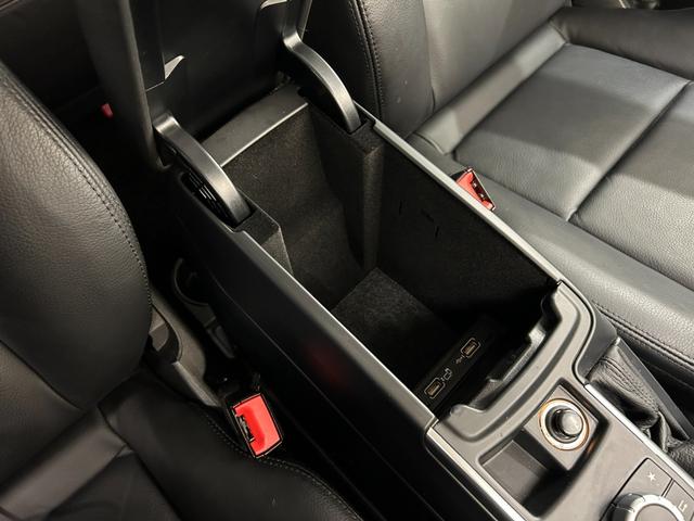 Ｇクラス Ｇ３５０ｄ　ラグジュアリーＰＫＧ　サンルーフ　黒革シート　純正ナビ　ＴＶ　リアカメラ　ｈａｒｍａｎｋａｒｄｏｎ　シートヒーター　パワーシート　ＡＣＣ　ＬＫＡ　ＢＳＭ　純正１８インチＡＷ　ＬＥＤヘッドライト（22枚目）