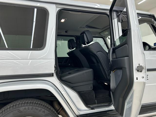 Ｇクラス Ｇ３５０ｄ　ラグジュアリーＰＫＧ　サンルーフ　黒革シート　純正ナビ　ＴＶ　リアカメラ　ｈａｒｍａｎｋａｒｄｏｎ　シートヒーター　パワーシート　ＡＣＣ　ＬＫＡ　ＢＳＭ　純正１８インチＡＷ　ＬＥＤヘッドライト（34枚目）