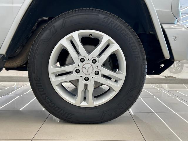 Ｇクラス Ｇ３５０ｄ　ラグジュアリーＰＫＧ　サンルーフ　黒革シート　純正ナビ　ＴＶ　リアカメラ　ｈａｒｍａｎｋａｒｄｏｎ　シートヒーター　パワーシート　ＡＣＣ　ＬＫＡ　ＢＳＭ　純正１８インチＡＷ　ＬＥＤヘッドライト（59枚目）