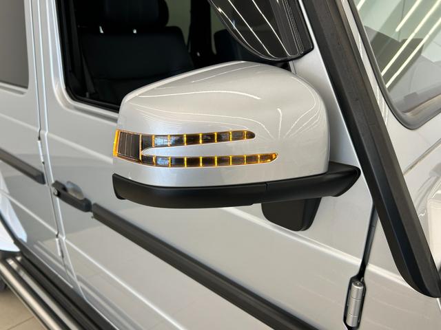 Ｇクラス Ｇ３５０ｄ　ラグジュアリーＰＫＧ　サンルーフ　黒革シート　純正ナビ　ＴＶ　リアカメラ　ｈａｒｍａｎｋａｒｄｏｎ　シートヒーター　パワーシート　ＡＣＣ　ＬＫＡ　ＢＳＭ　純正１８インチＡＷ　ＬＥＤヘッドライト（61枚目）