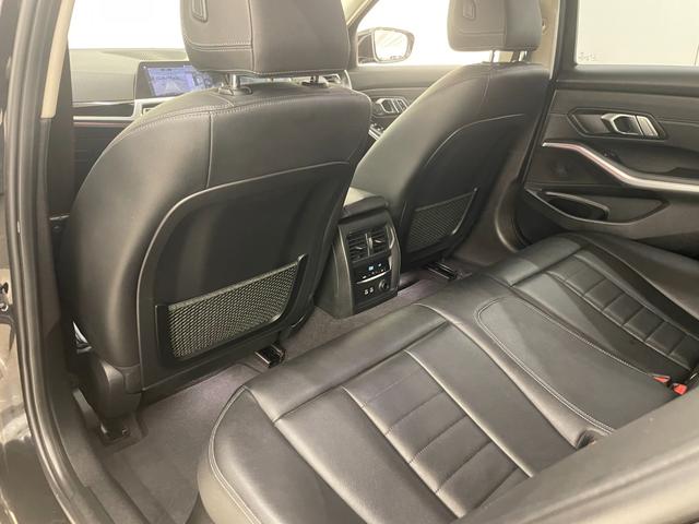 3シリーズ 320d xDriveツーリングハイラインパッケージ ハイラインPKG ドライビングアシストプロフェッショナル ブラックレザーシート シートヒーター 純正ナビ リアビューカメラ パーキングアシスト リバースアシスト ACC LCA アダプティブLED(37枚目)