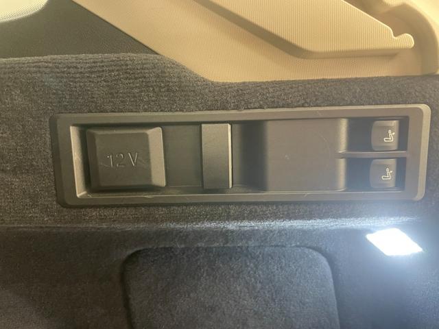 3シリーズ 320d xDriveツーリングハイラインパッケージ ハイラインPKG ドライビングアシストプロフェッショナル ブラックレザーシート シートヒーター 純正ナビ リアビューカメラ パーキングアシスト リバースアシスト ACC LCA アダプティブLED(45枚目)