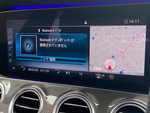 Ｅ４３　４マチック　ステーションワゴン　パノラマサンルーフ　Ｂｕｒｍｅｓｔｅｒ　黒ハーフレザーシート　ＨＵＤ　ＡＣＣ　純正ナビ　３６０度カメラ　ＡｐｐｌｅＣａｒＰｌａｙ　純正２０インチアルミホイール(11枚目)