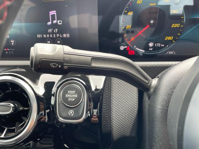 Ａクラスセダン Ａ２００ｄ　セダン　ＡＭＧライン　黒ハーフレザーシート　純正ナビ　全周囲カメラ　ＨＵＤ　ＢＳＭ　ＢＴ接続　フルセグテレビ　ＡＣＣ　シートヒーター　パワーシート　純正アルミホイール　ＬＥＤヘッドライト（8枚目）