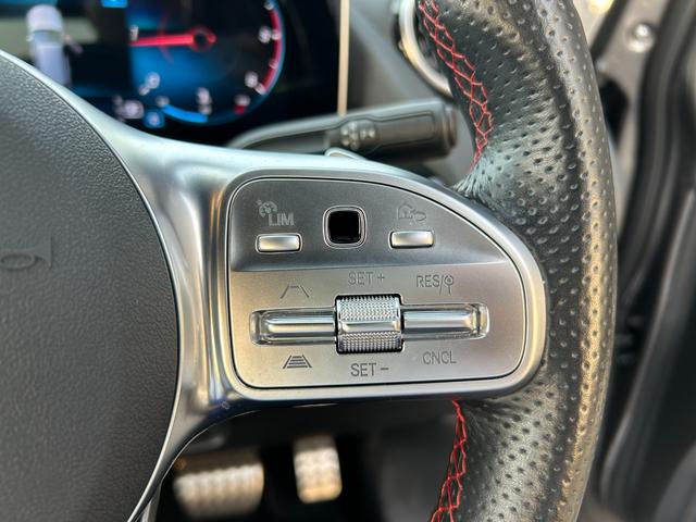 Ｂクラス Ｂ２００ｄ　ＡＭＧライン　ハーフレザーシート　レーダーセフティＰ　純正ナビ　全方位カメラ　アダプティブクルーズコントロール　ブラインドスポットモニター　フルセグ　シートヒーター　ＬＥＤヘッドライト　パワーバックドア　ＥＴＣ（7枚目）