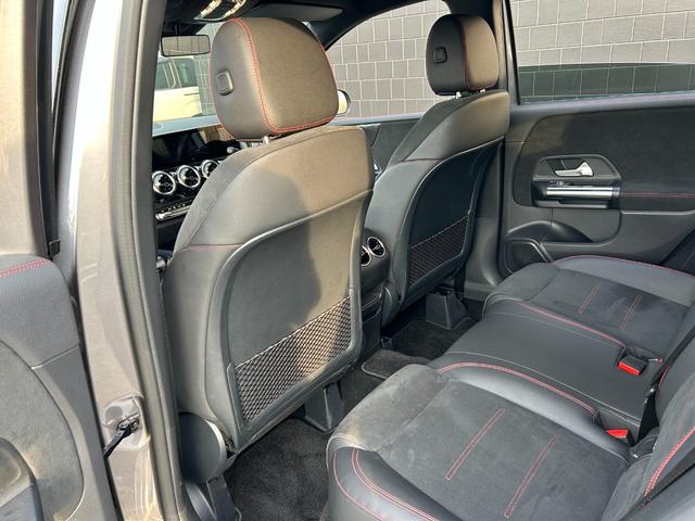 Ｂクラス Ｂ２００ｄ　ＡＭＧライン　ハーフレザーシート　レーダーセフティＰ　純正ナビ　全方位カメラ　アダプティブクルーズコントロール　ブラインドスポットモニター　フルセグ　シートヒーター　ＬＥＤヘッドライト　パワーバックドア　ＥＴＣ（33枚目）