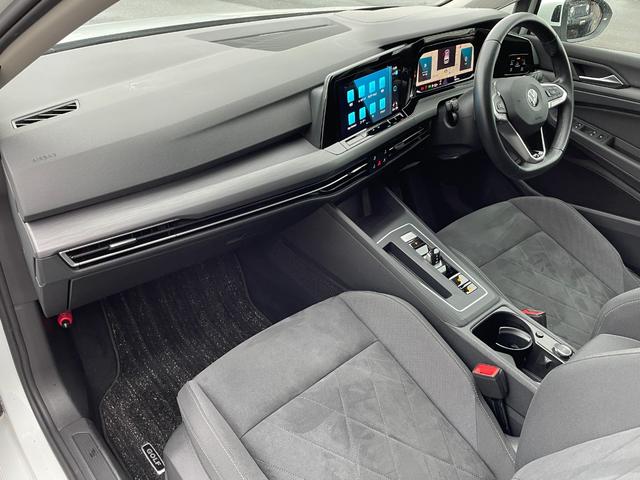 ゴルフ ｅＴＳＩスタイル　サンルーフ　ｈａｒｍａｎ　ｋａｒｄｏｎ　ＡＣＣ　純正ナビ　ａｐｐｌｅ　ｃａｒ　ｐｌａｙ　　ＩＱｌｉｇｈｔ　ヘッドアップディスプレイ　ブラインドスポットモニター　バーチャルコックピット　シートヒーター（33枚目）