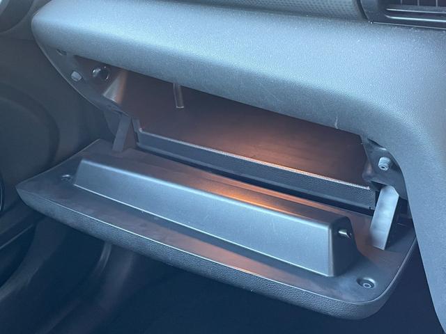 ＭＩＮＩ クーパー　１オーナー　純正ナビ　バックカメラ　インテリジェントセーフティー　コンフォートアクセス　パークディスタンスコントロール　パークアシスト　純正１５インチアルミホイール　ＬＥＤヘッドライト　ＥＴＣ（22枚目）