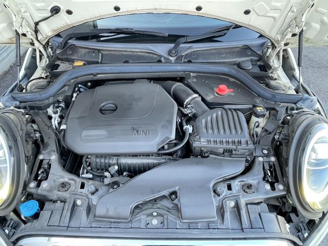 ＭＩＮＩ クーパー　１オーナー　純正ナビ　バックカメラ　インテリジェントセーフティー　コンフォートアクセス　パークディスタンスコントロール　パークアシスト　純正１５インチアルミホイール　ＬＥＤヘッドライト　ＥＴＣ（51枚目）