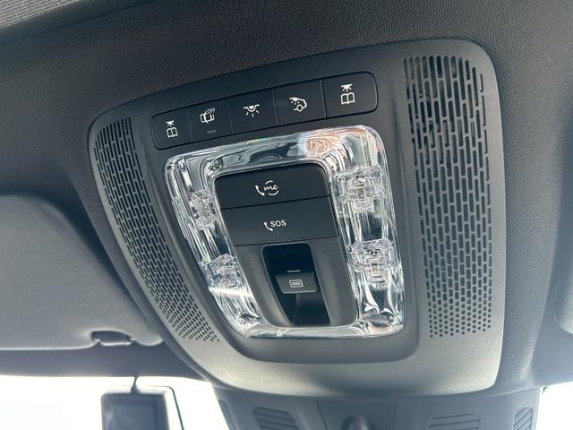 ＧＬＢ ＧＬＢ２００ｄ　４マチック　パノラマサンルーフ　レザーエクスクルーシブＰＫＧ　アドバンスドＰＫＧ　ＡＣＣ　純正ナビ　６４色アンビエントライト　ＨＵＤ　シートヒーター　レーンキープ　純正１７インチアルミホイール　ＬＥＤヘッドライト（27枚目）