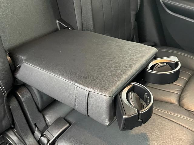 ＧＬＢ ＧＬＢ２００ｄ　４マチック　パノラマサンルーフ　レザーエクスクルーシブＰＫＧ　アドバンスドＰＫＧ　ＡＣＣ　純正ナビ　６４色アンビエントライト　ＨＵＤ　シートヒーター　レーンキープ　純正１７インチアルミホイール　ＬＥＤヘッドライト（30枚目）