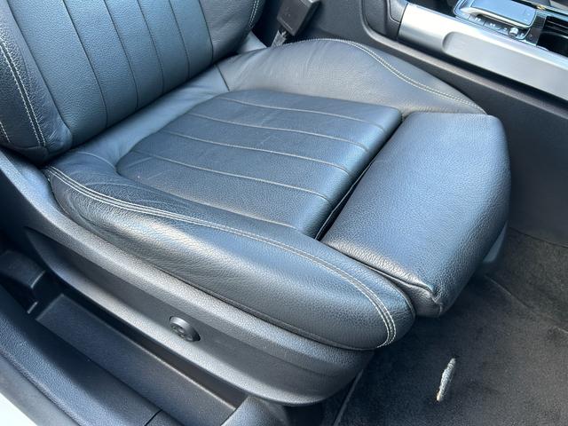 ＧＬＢ ＧＬＢ２００ｄ　４マチック　パノラマサンルーフ　レザーエクスクルーシブＰＫＧ　アドバンスドＰＫＧ　ＡＣＣ　純正ナビ　６４色アンビエントライト　ＨＵＤ　シートヒーター　レーンキープ　純正１７インチアルミホイール　ＬＥＤヘッドライト（33枚目）