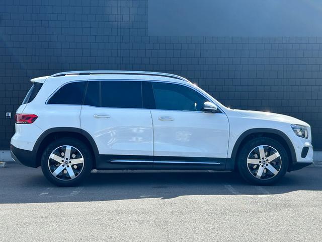 ＧＬＢ ＧＬＢ２００ｄ　４マチック　パノラマサンルーフ　レザーエクスクルーシブＰＫＧ　アドバンスドＰＫＧ　ＡＣＣ　純正ナビ　６４色アンビエントライト　ＨＵＤ　シートヒーター　レーンキープ　純正１７インチアルミホイール　ＬＥＤヘッドライト（45枚目）