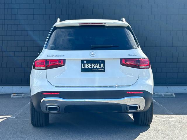 ＧＬＢ ＧＬＢ２００ｄ　４マチック　パノラマサンルーフ　レザーエクスクルーシブＰＫＧ　アドバンスドＰＫＧ　ＡＣＣ　純正ナビ　６４色アンビエントライト　ＨＵＤ　シートヒーター　レーンキープ　純正１７インチアルミホイール　ＬＥＤヘッドライト（47枚目）