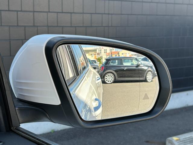 ＧＬＢ ＧＬＢ２００ｄ　４マチック　パノラマサンルーフ　レザーエクスクルーシブＰＫＧ　アドバンスドＰＫＧ　ＡＣＣ　純正ナビ　６４色アンビエントライト　ＨＵＤ　シートヒーター　レーンキープ　純正１７インチアルミホイール　ＬＥＤヘッドライト（54枚目）