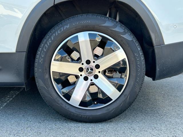 ＧＬＢ ＧＬＢ２００ｄ　４マチック　パノラマサンルーフ　レザーエクスクルーシブＰＫＧ　アドバンスドＰＫＧ　ＡＣＣ　純正ナビ　６４色アンビエントライト　ＨＵＤ　シートヒーター　レーンキープ　純正１７インチアルミホイール　ＬＥＤヘッドライト（58枚目）