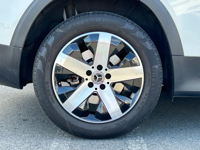 ＧＬＢ ＧＬＢ２００ｄ　４マチック　パノラマサンルーフ　レザーエクスクルーシブＰＫＧ　アドバンスドＰＫＧ　ＡＣＣ　純正ナビ　６４色アンビエントライト　ＨＵＤ　シートヒーター　レーンキープ　純正１７インチアルミホイール　ＬＥＤヘッドライト（59枚目）