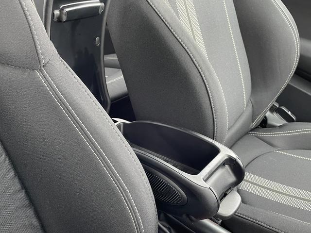 ＭＩＮＩ クーパーＳＤ　ＡＣＣ　純正ナビ　バックカメラ　コンフォートアクセス　インテリジェントセーフティー　コンフォートアクセス　アンビエントライト　純正１７インチアルミホイール　パークアシスト　ミラーＥＴＣ　ＬＥＤランプ（22枚目）