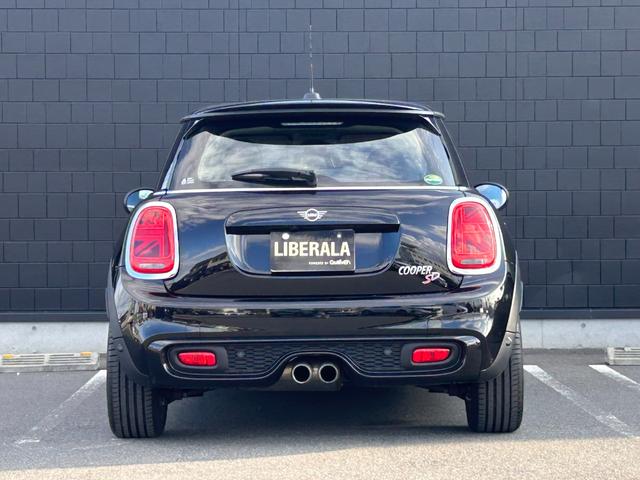 ＭＩＮＩ クーパーＳＤ　ＡＣＣ　純正ナビ　バックカメラ　コンフォートアクセス　インテリジェントセーフティー　コンフォートアクセス　アンビエントライト　純正１７インチアルミホイール　パークアシスト　ミラーＥＴＣ　ＬＥＤランプ（40枚目）