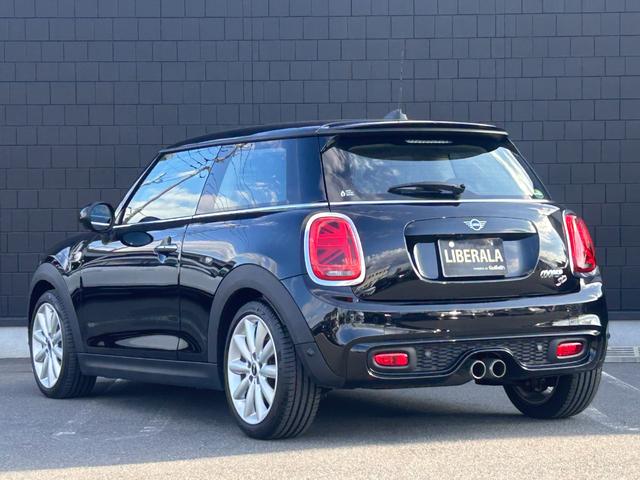 ＭＩＮＩ クーパーＳＤ　ＡＣＣ　純正ナビ　バックカメラ　コンフォートアクセス　インテリジェントセーフティー　コンフォートアクセス　アンビエントライト　純正１７インチアルミホイール　パークアシスト　ミラーＥＴＣ　ＬＥＤランプ（41枚目）