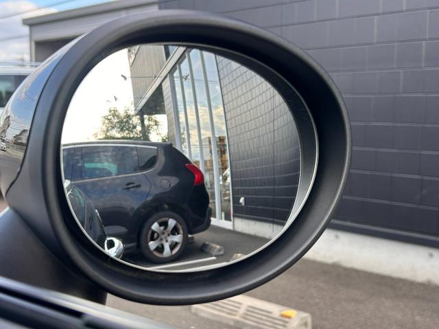 ＭＩＮＩ クーパーＳＤ　ＡＣＣ　純正ナビ　バックカメラ　コンフォートアクセス　インテリジェントセーフティー　コンフォートアクセス　アンビエントライト　純正１７インチアルミホイール　パークアシスト　ミラーＥＴＣ　ＬＥＤランプ（46枚目）