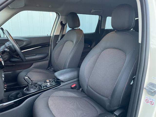 MINI クーパーD クラブマン ペッパーPKG ACC 純正ナビ バックカメラ コンフォートアクセス OP純正17インチアルミホイール PDC アンビエントライト インテリジェントセーフティ パークアシスト ミラーETC(30枚目)