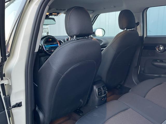 MINI クーパーD クラブマン ペッパーPKG ACC 純正ナビ バックカメラ コンフォートアクセス OP純正17インチアルミホイール PDC アンビエントライト インテリジェントセーフティ パークアシスト ミラーETC(37枚目)