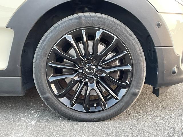 MINI クーパーD クラブマン ペッパーPKG ACC 純正ナビ バックカメラ コンフォートアクセス OP純正17インチアルミホイール PDC アンビエントライト インテリジェントセーフティ パークアシスト ミラーETC(54枚目)