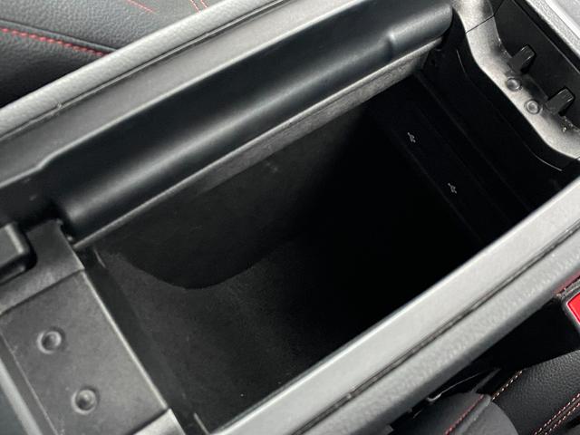 Bクラス B200d AMGライン 黒ハーフレザーシート HUD ナビゲーションPKG アドバンスドPKG レーダーセーフティPKG 360度カメラ フルセグTV ドラレコ パワーシート シートヒーター パワーシート  ETC(32枚目)