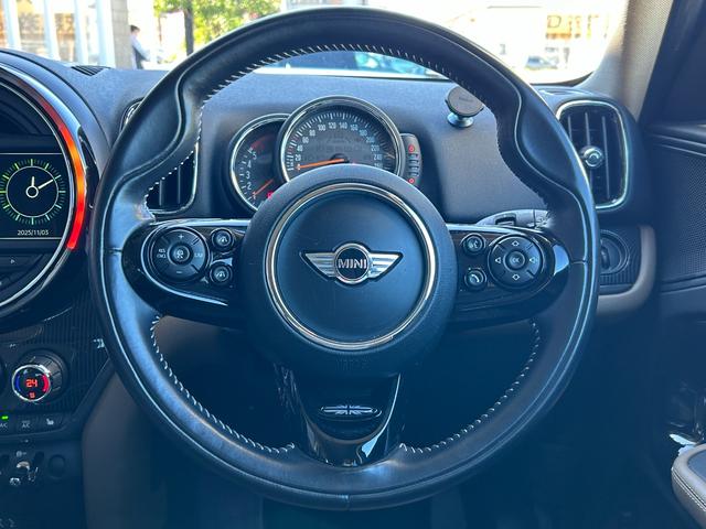 MINI クーパーD クロスオーバー 茶革シート ペッパーPKG オートクルーズコントロール 純正ナビ シートヒーター アンビエントライト パワーシート パワーバックドア ドライブレコーダー ミラーETC OP純正19インチアルミホイール(5枚目)