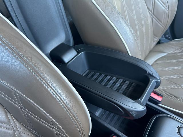 MINI クーパーD クロスオーバー 茶革シート ペッパーPKG オートクルーズコントロール 純正ナビ シートヒーター アンビエントライト パワーシート パワーバックドア ドライブレコーダー ミラーETC OP純正19インチアルミホイール(14枚目)