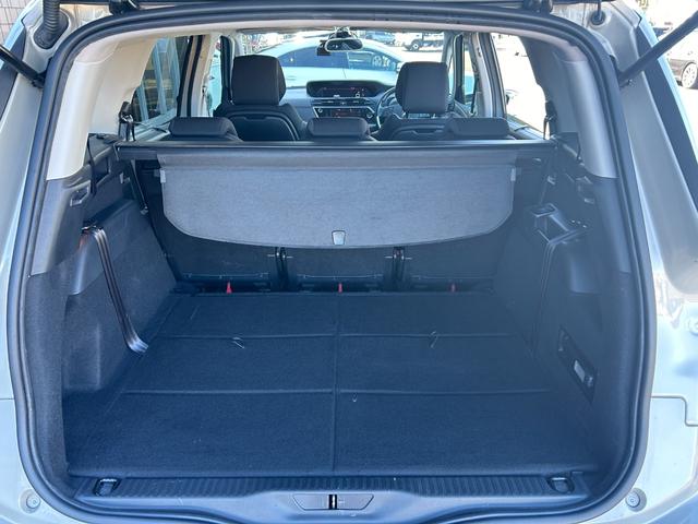 グランドC4 ピカソ シャイン ブルーHDi 純正ナビ ACC Apple Car Play バックカメラ レーンキープアシスト インテリジェントハイビーム ブラインドスポットモニター パーキングセンサー ドライブレコーダー ETC 3列シート(35枚目)
