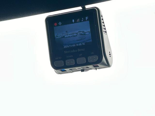 ＧＬＡクラス ＧＬＡ２００ｄ　４マチック　ＡＭＧライン　ワンオーナー　黒半革シート　ＡＣＣ　純正ナビ　レーダーセーフティーＰＫＧ　ナビゲーションＰＫＧ　アンビエントライト　全周囲カメラ　レーンチェンジアシスト　ブラインドスポットモニター　前席シートヒータ（24枚目）