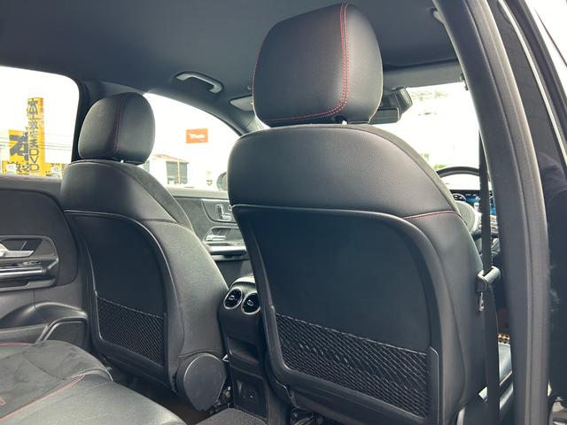 ＧＬＡクラス ＧＬＡ２００ｄ　４マチック　ＡＭＧライン　ワンオーナー　黒半革シート　ＡＣＣ　純正ナビ　レーダーセーフティーＰＫＧ　ナビゲーションＰＫＧ　アンビエントライト　全周囲カメラ　レーンチェンジアシスト　ブラインドスポットモニター　前席シートヒータ（36枚目）