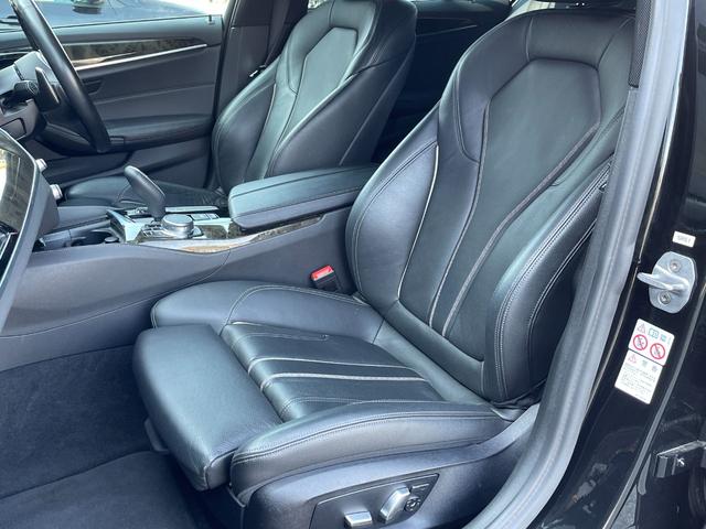 ＬＩＢＥＲＡＬＡでは多種多様の車種をご用意させていただいております。お客様がご納得いくまで、そのお車の持つ特性を五感すべてで感じ取っていただける場をご提供します。