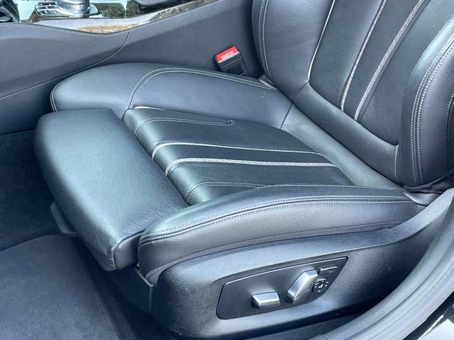 いままでの輸入車選びは、最良と言えただろうか。ＬＩＢＥＲＡＬＡは、輸入車選びのすべてを見つめ直し、新たなスタイルを提案するインポート・セレクト・ブランドです。