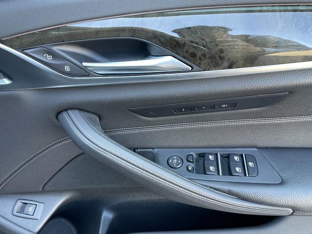 輸入車をお探しになられている方に貴方の大切な１台をお届けします。メーカーを較べて愉しんでください。電話番号　：０４９−２２９−６１６１　メールアドレスｌｉｂｅｒａｌａ＿ｋａｗａｇｏｅ＠ｓａｌｅｓ．ｇｌ