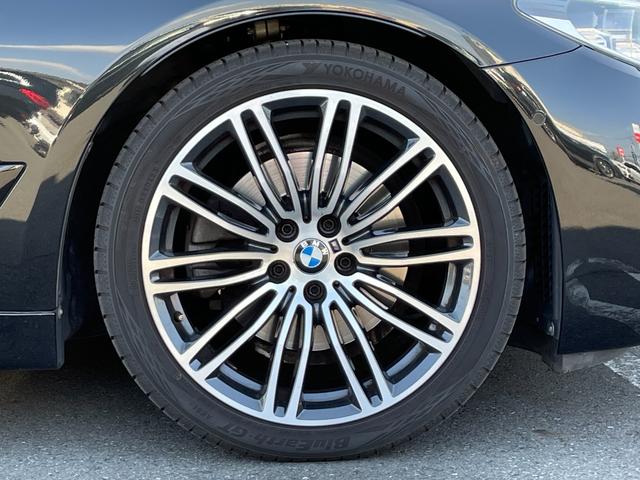 国内最大級の輸入車在庫を全国のＬＩＢＥＲＡＬＡ店舗にて在庫展示しております。落ち着いた商談スペースにて、お気に入りの１台をごゆっくりお選び下さい。