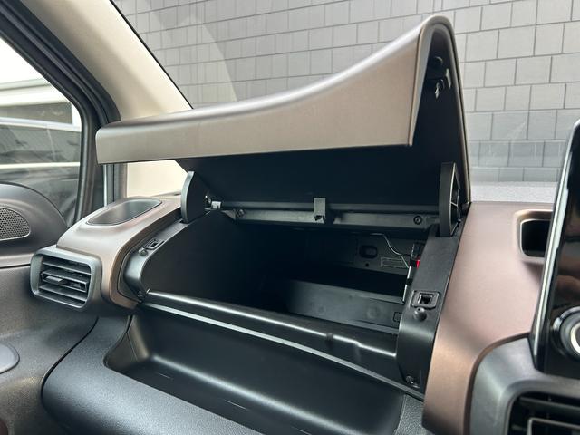 リフター ロングGT 純正ディスプレイオーディオ Apple Car Play ACC アンビエンスライト BSM インテリジェントハイビーム デジタルインナーミラー 社外全周囲カメラ パーキングセンサー ETC(21枚目)