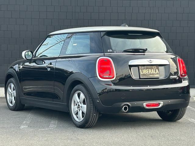 ＭＩＮＩ クーパーＤ　純正ナビ　ペッパーＰＫＧ　インテリジェントセーフティ　ヘッドアップディスプレイ　アンビエントライト　バックカメラ　パーキングアシスト　コンフォートアクセス　ＬＥＤヘッドライト（37枚目）